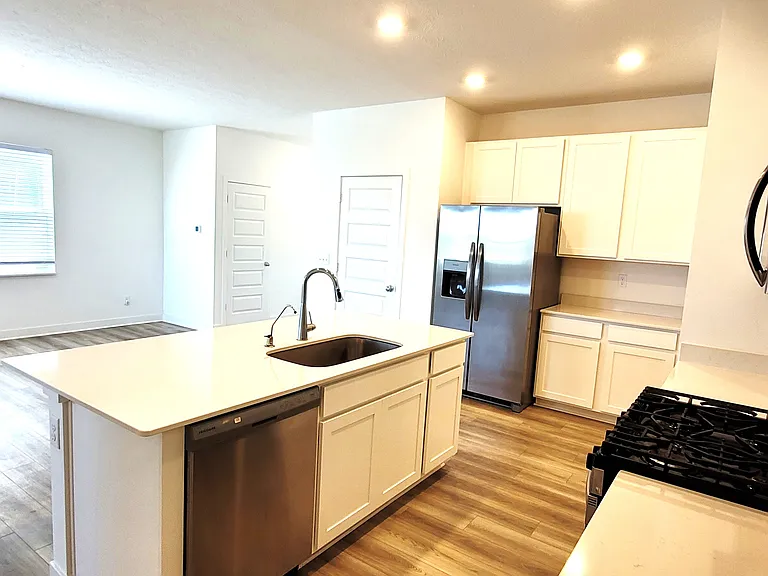 2061 Jasper Brook Ct — Photo 33