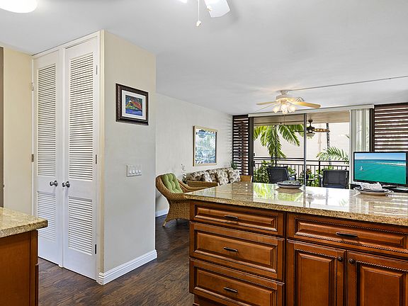 3rd image of 75-6026 Alii Dr APT 4206
