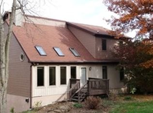 1200 Impounding Dam Rd, Hanover, PA 17331