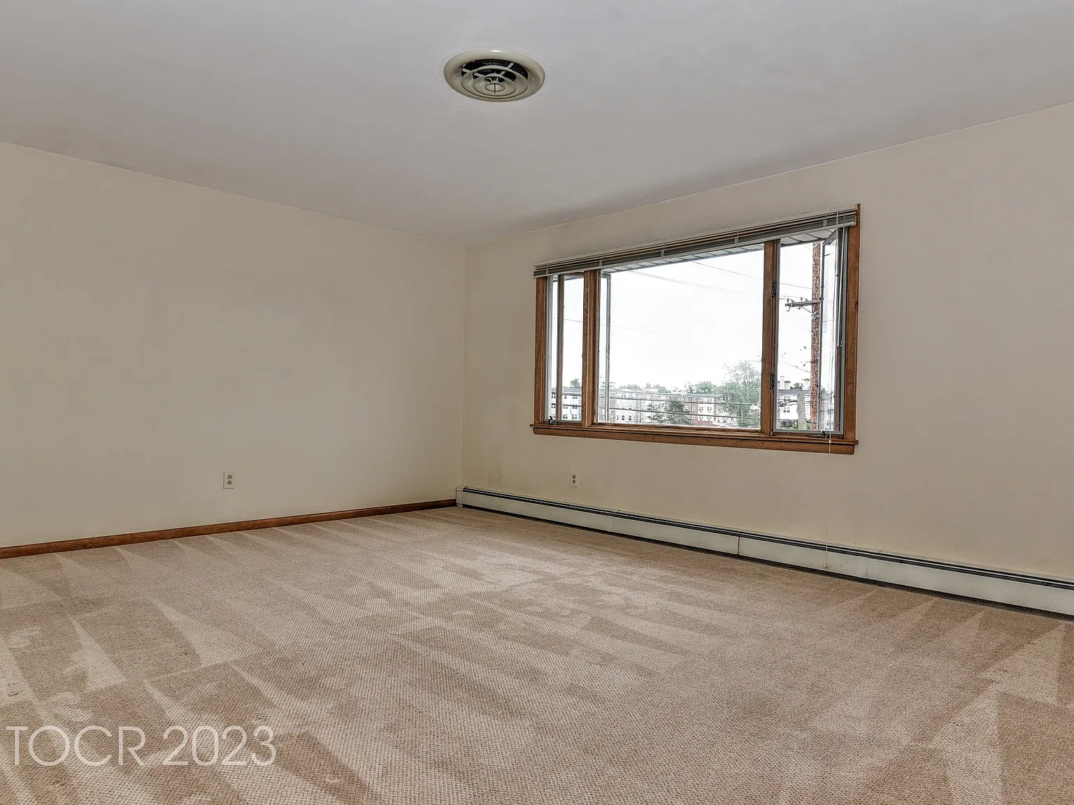 2 bed, $2,400 — Photo 4