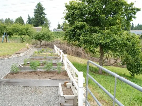 8706 12th St SE, Lake Stevens, WA 98258
