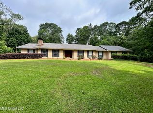 1211 N Jordan St, Carthage, MS 39051