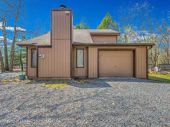 4th image of 79 Tennyson Cir
