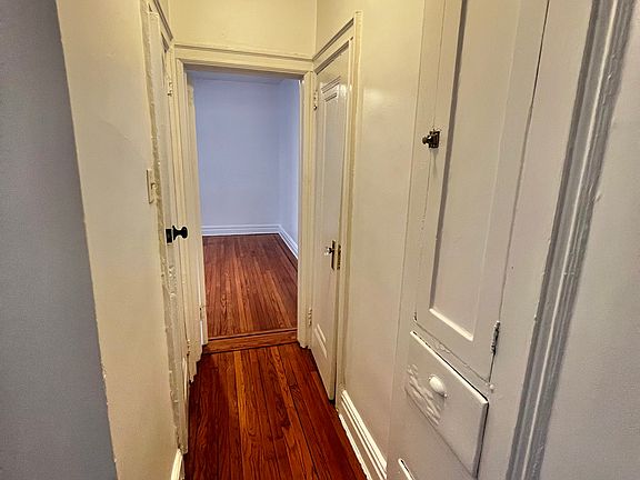 2nd image of 131 Kensington Ave APT B7