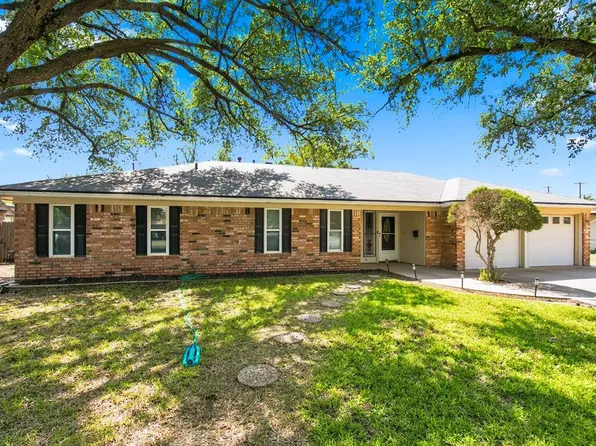 2213 Hughes St, Midland, TX 79705
