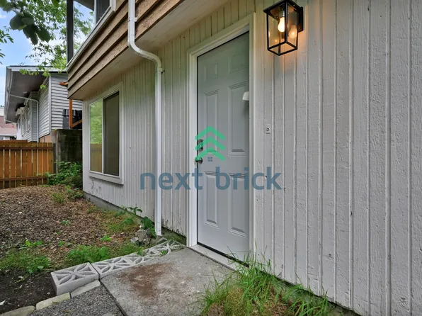 3701 NE 75th St, Seattle, WA 98115