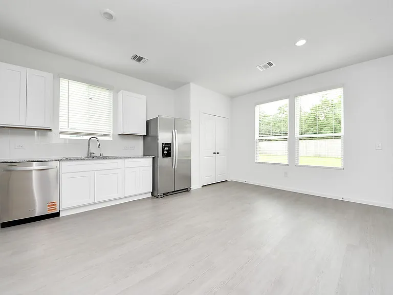 6922 Bens Lndg — Photo 8