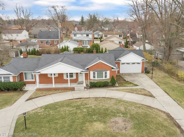22721 Lawrence Ave, Dearborn, MI 48128