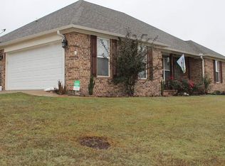 2 Corbin Cv, Greenbrier, AR 72058