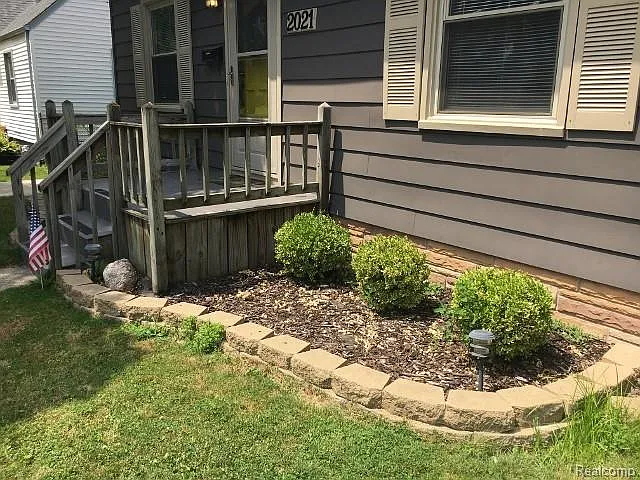 2 bed, 1.0 bath, 867 sqft, $1,695 — Photo 4