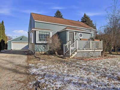 4812 Barnard Mill Rd, Ringwood, IL, 60072