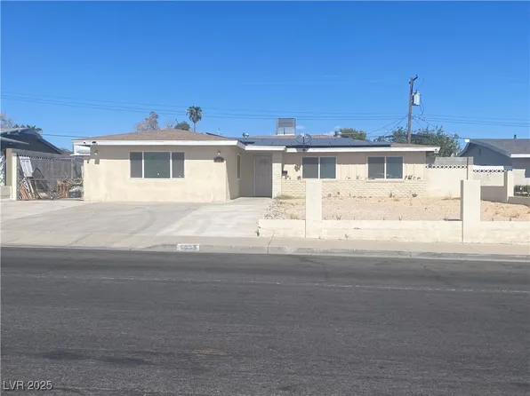 5220 Del Rey Ave, Las Vegas, NV 89146