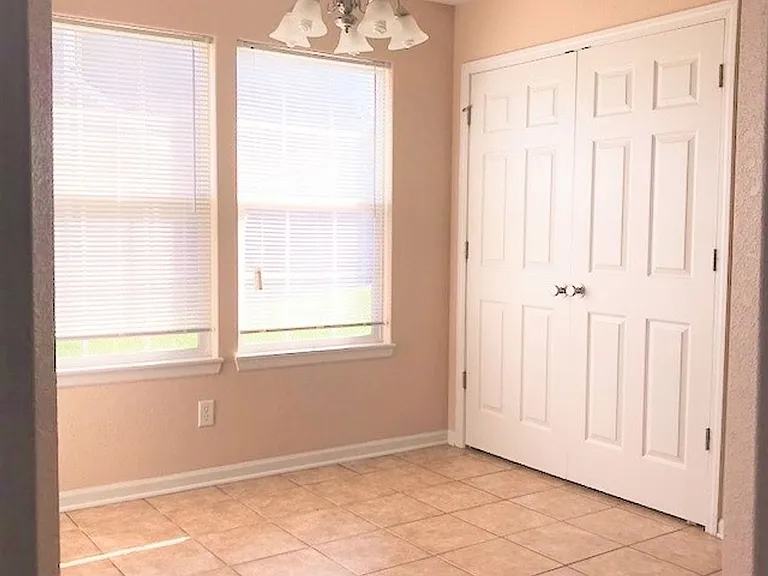 2410 Brooke Bnd — Photo 6