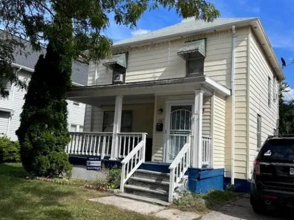 1067 E 177th St, Cleveland, OH 44119