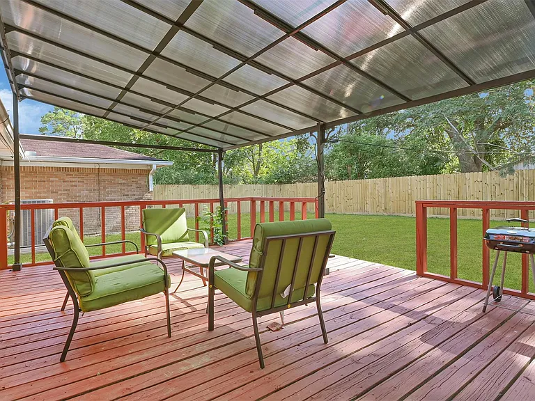 1806 Clayton Dr — Photo 16