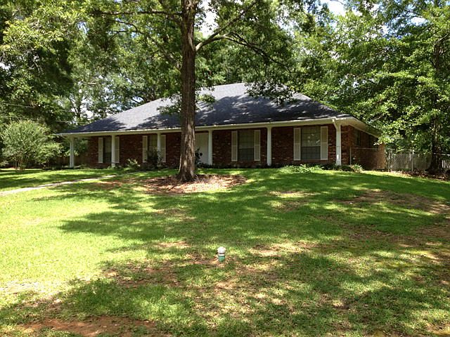 1st image of 70 Hamberlin St