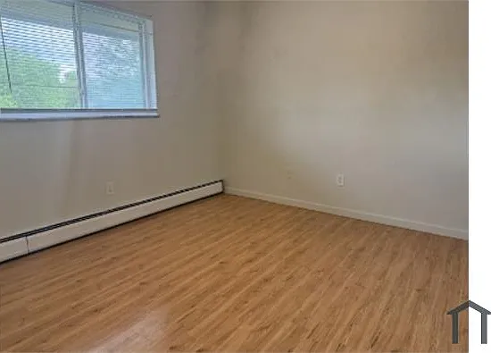 3627 Delphos Ave — Photo 4