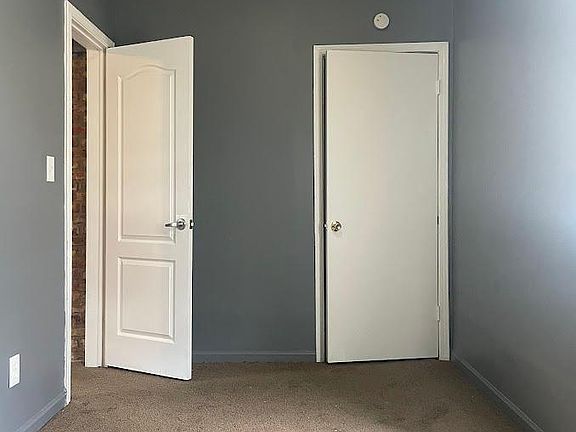 5th image of 3712 Deodar St APT 3