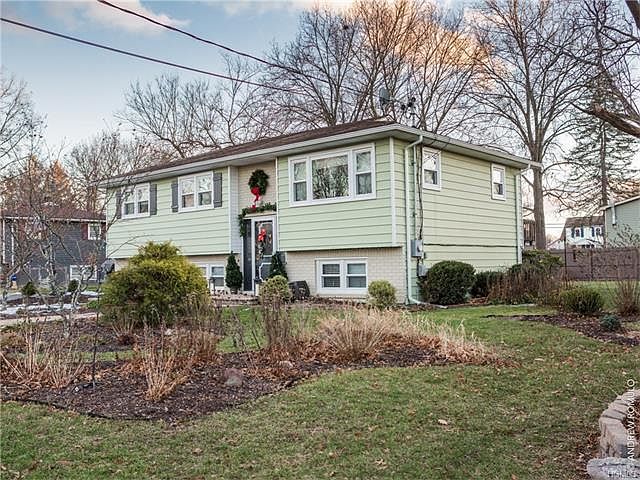 1st image of 34 Dubois St