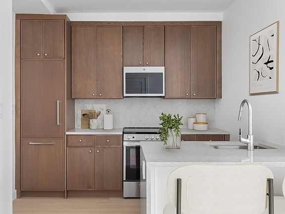 4th image of 137 Avenue A APT 5B