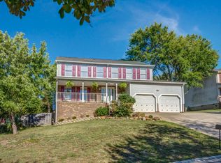 10801 Dungarvon Ct, Charlotte, NC 28262