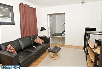 5th image of 1615 Erb Dr