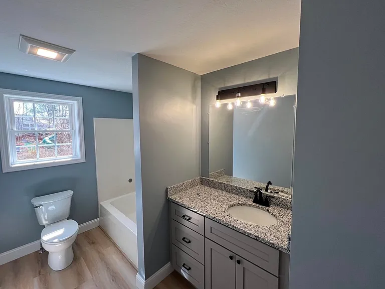 17 Dorsey St — Photo 2