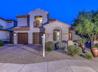 3943 E Crest Ln, Phoenix, AZ 85050