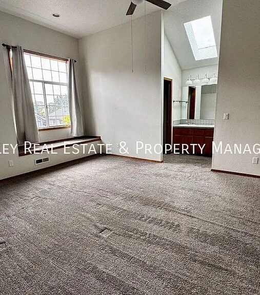 10271 SW Evergreen Ct — Photo 8