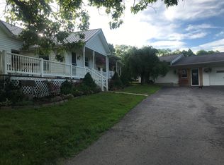 964 Peacock Rd, Paris, KY 40361