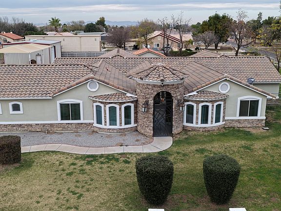 5th image of 5502 N 105TH Lane