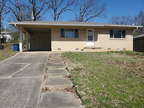 2nd image of 207 Bluebell Dr