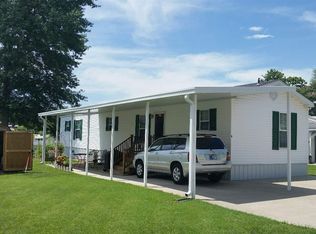 8 Trail Breeze Kourt, Washington, IN 47501