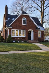 669 S 2nd St, Chesterton, IN, 46304