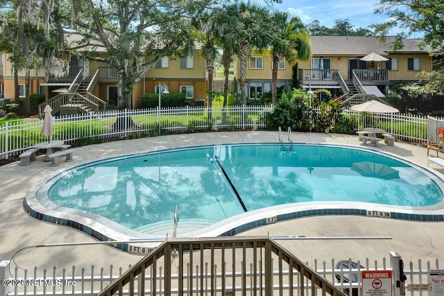 1 bed, 1.0 bath, 748 sqft, $1,150 — Photo 2