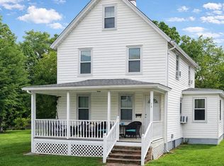 73 S Myrtle St, Vineland, NJ 08360