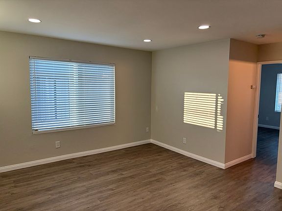2nd image of 16971 Hoskins Ln APT 2