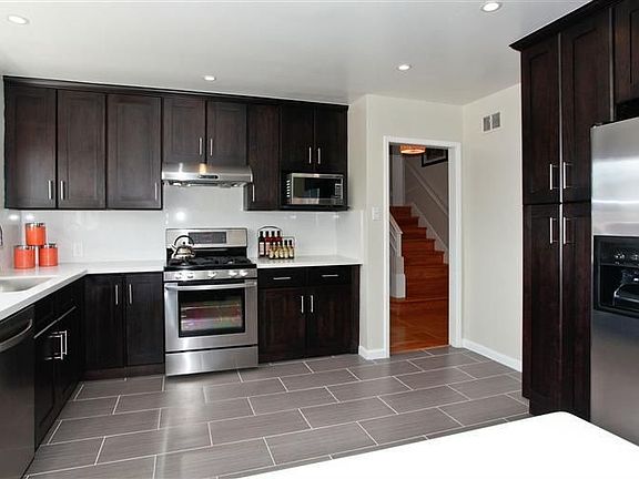 2nd image of 1400 Eucalyptus Dr