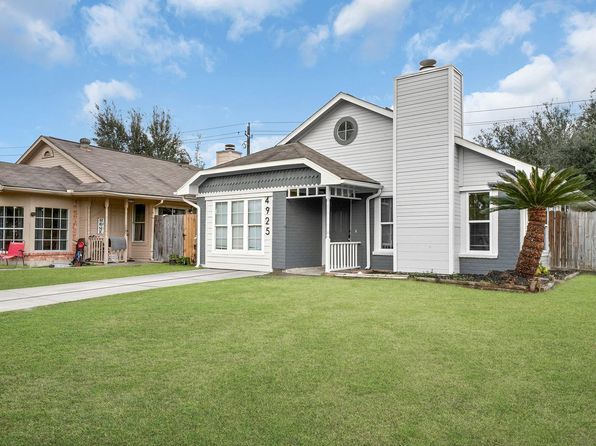 4925 Greenwood Dr, Rosenberg, TX 77471