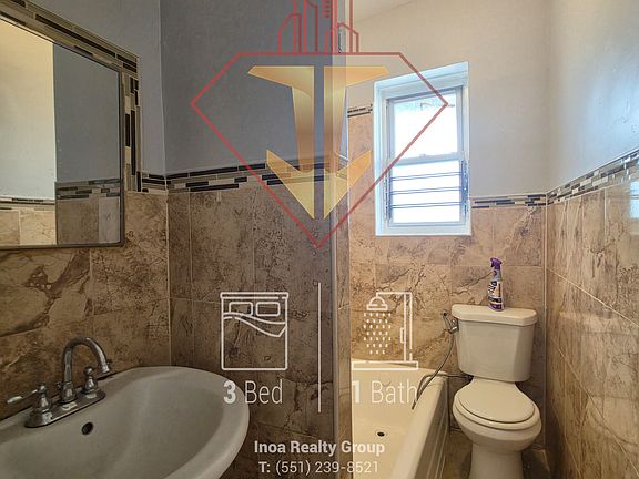 3rd image of 695 Kennedy Blvd #C