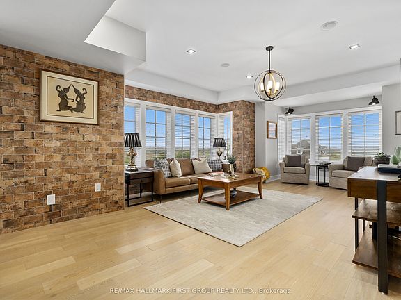 2nd image of 798 New Amherst Blvd