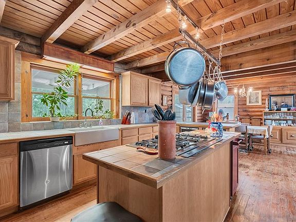 3rd image of 10411 Chip Ln