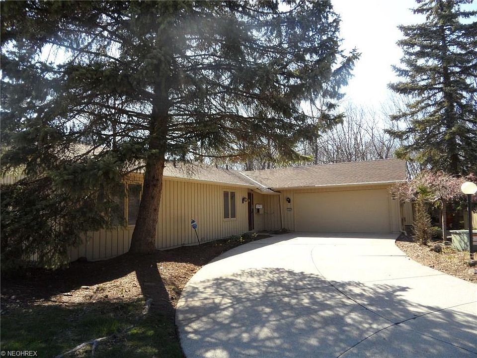 1st image of 18330 Ledgeside Dr