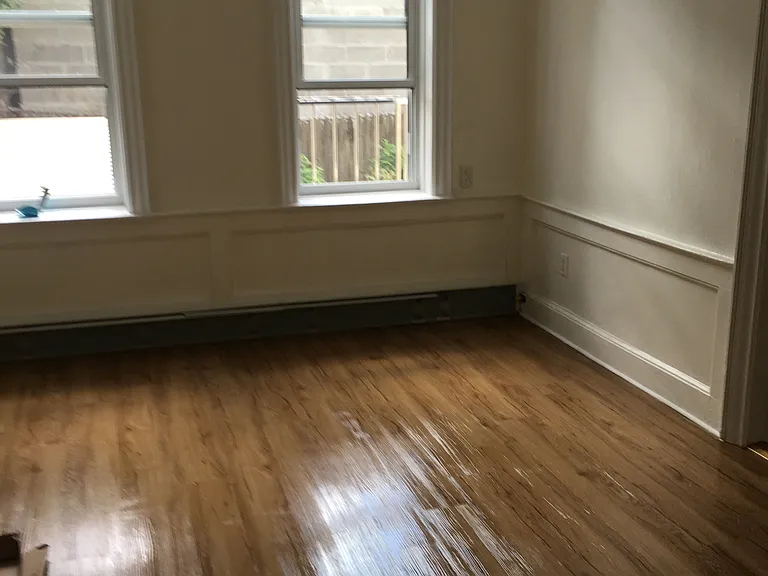 2030 E 12th St #1 — Photo 18