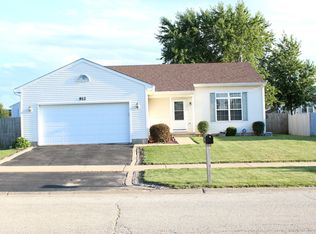 912 Pheasant Run, Zion, IL 60099