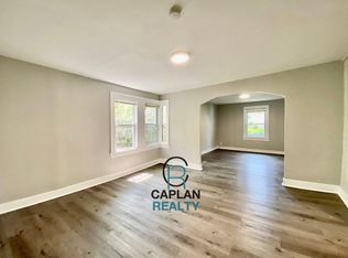 28 Chamberlain Pl #1, East Haven, CT 06512