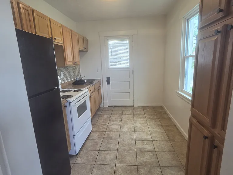 3632 Woodbine Ave #1 — Photo 7
