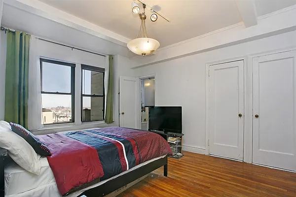 Sold by Corcoran | media 18