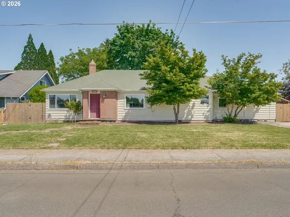 1622 SE Davis St, McMinnville, OR 97128