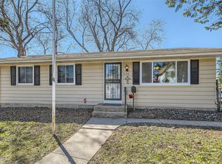 770 Hyacinth Ave E, Saint Paul, MN 55106
